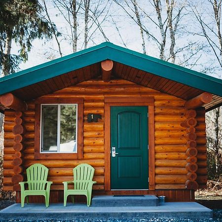 Port Hardy Cabins Zewnętrze zdjęcie